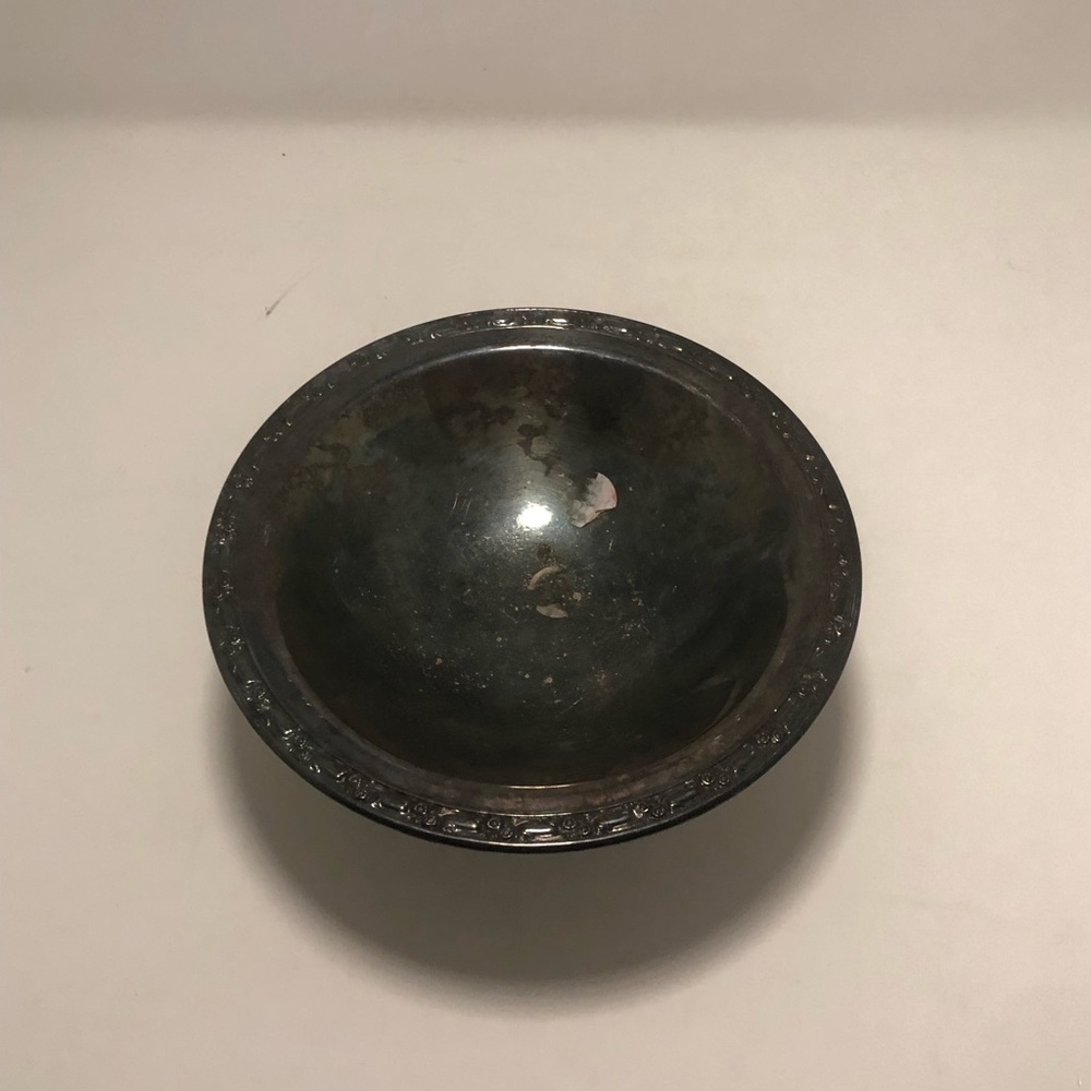 Elegant Pewter Black Decorative Bowl